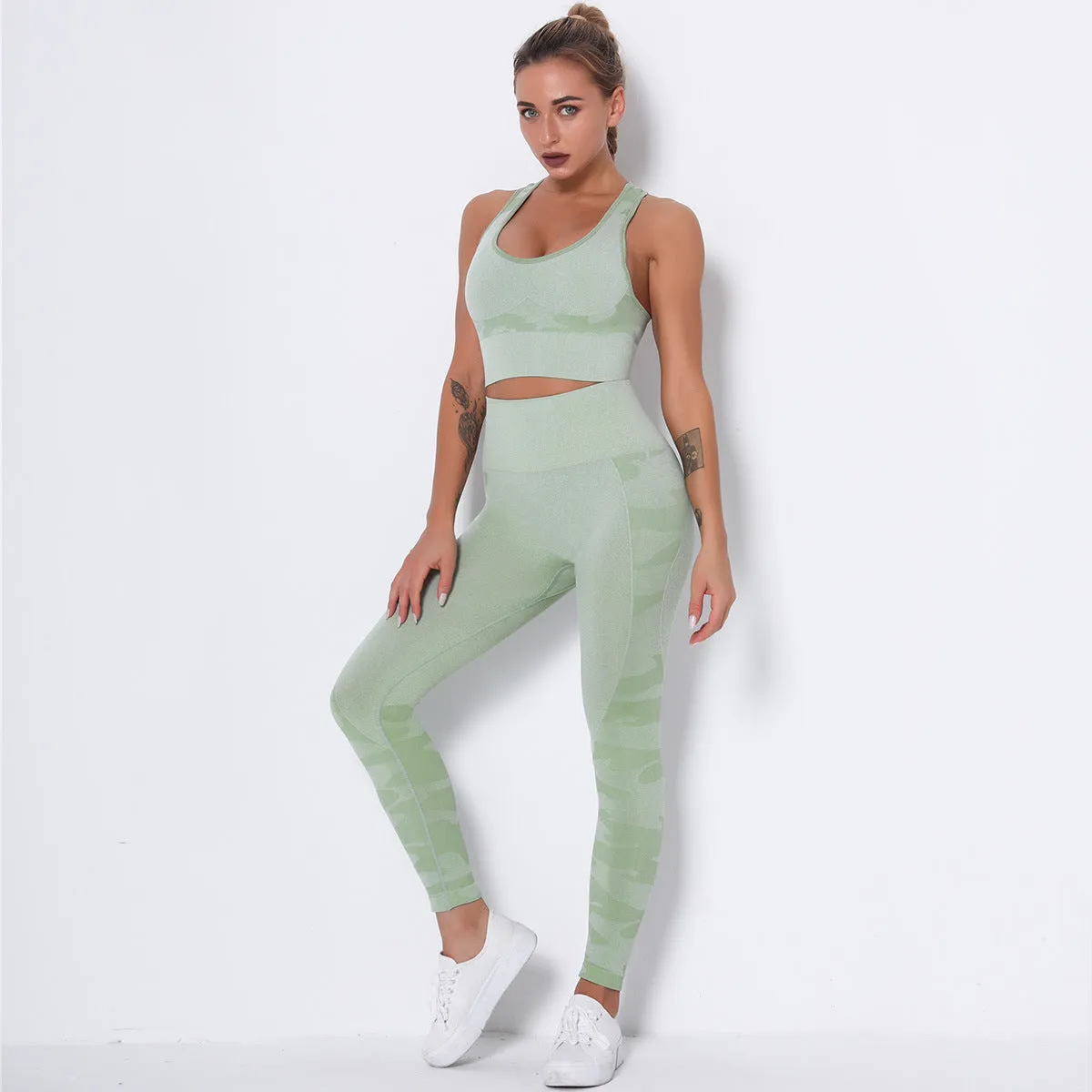 Bacvalone Activewear