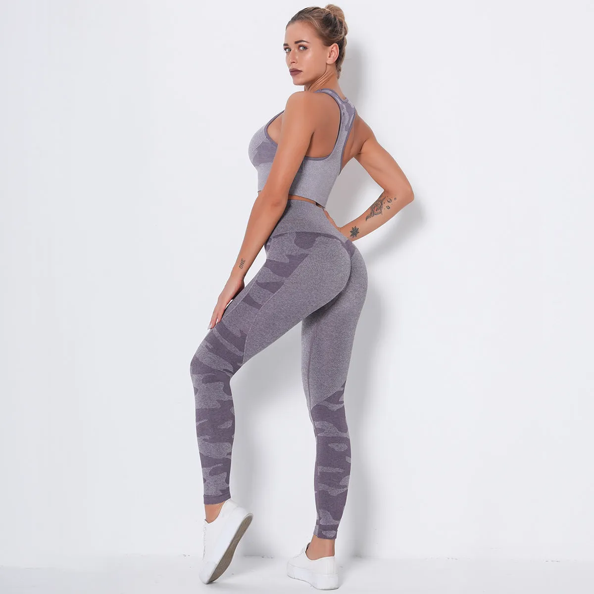 Bacvalone Activewear