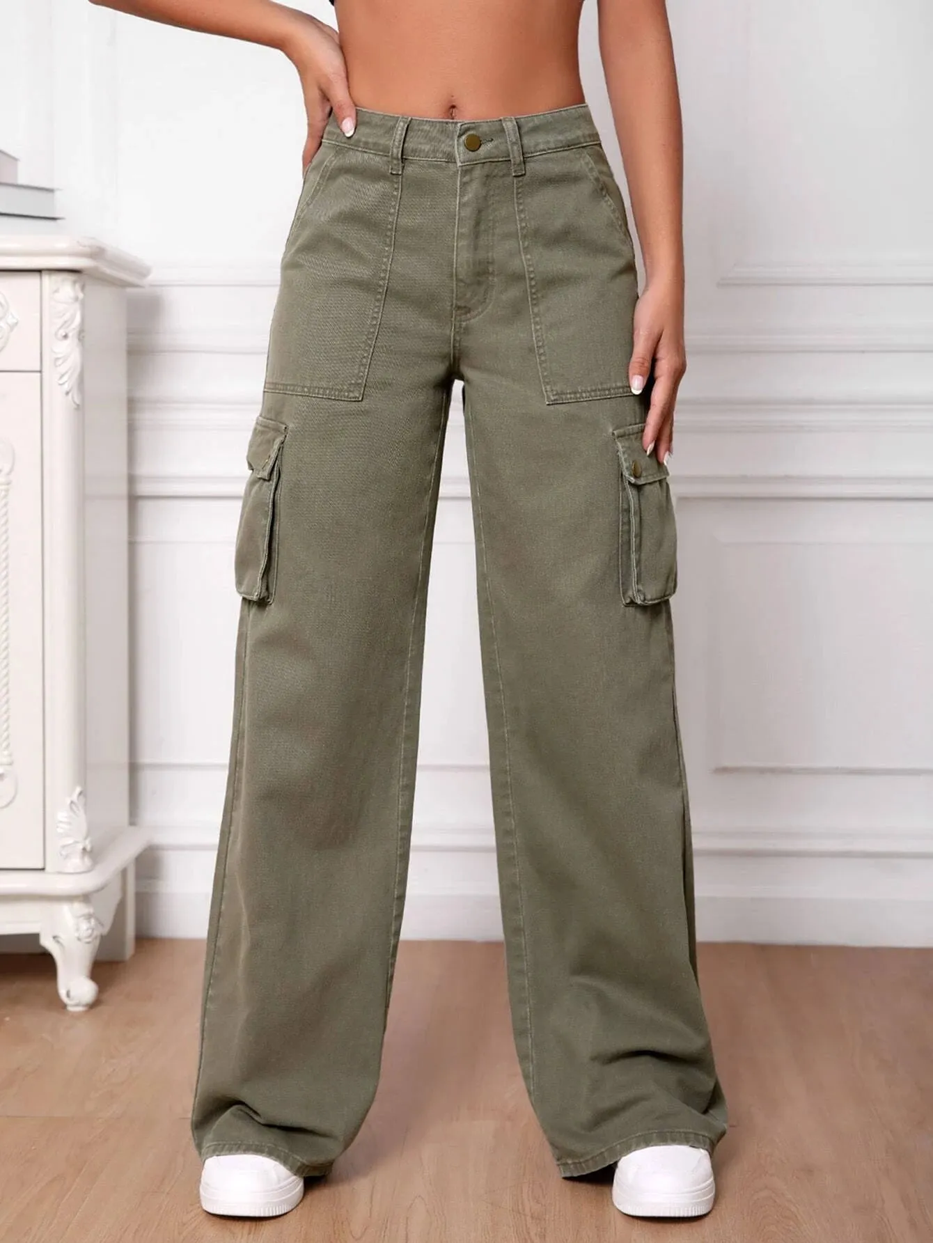 Flap Pocket Plain Cargo Jeans