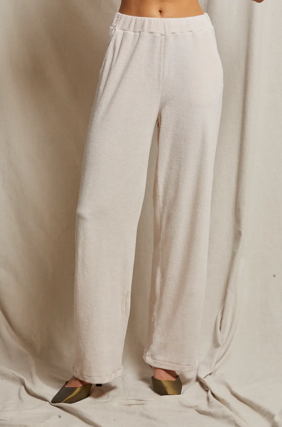 Holly Velour Relaxed Leg Sweatpant