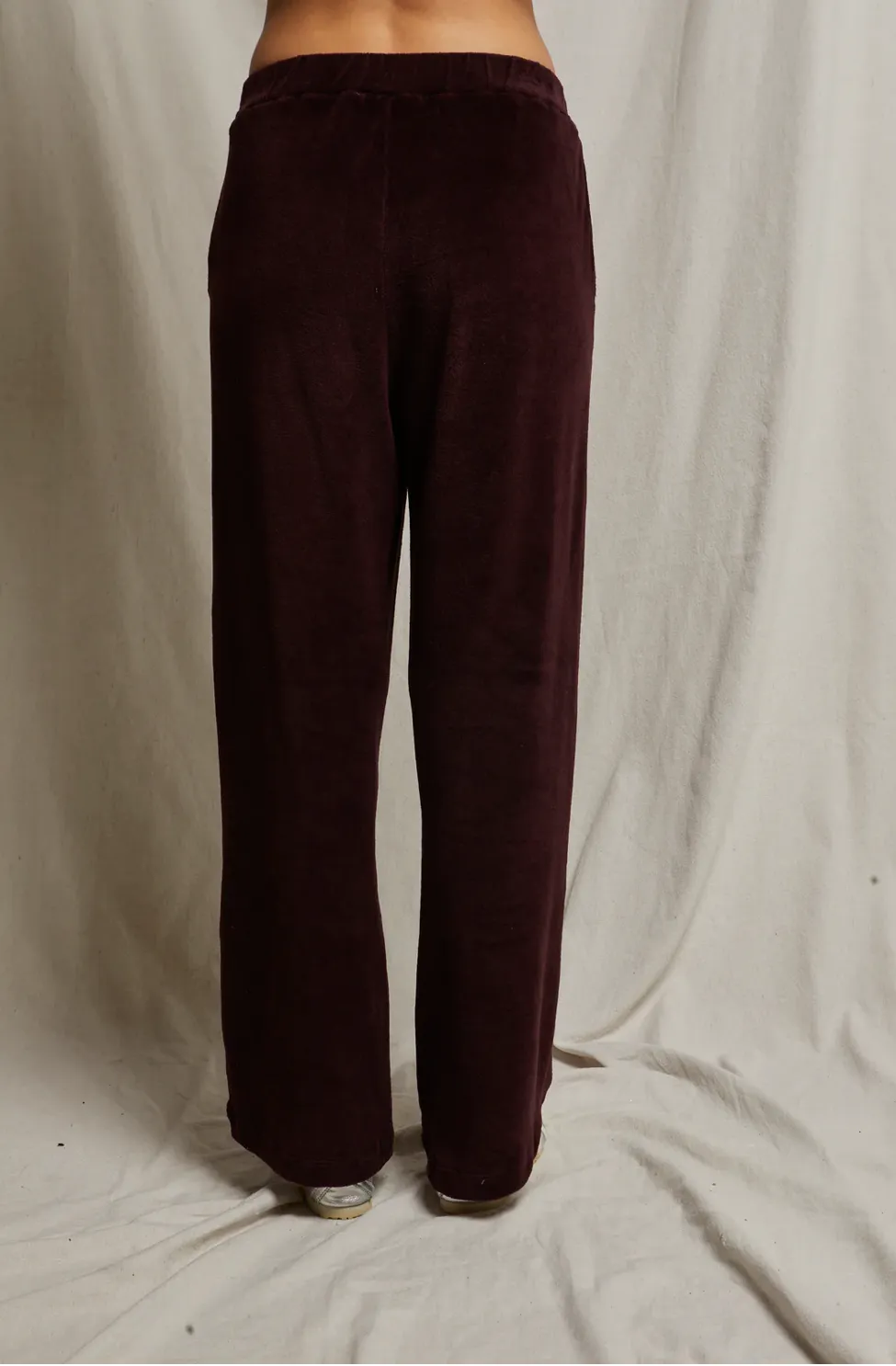 Holly Velour Relaxed Leg Sweatpant