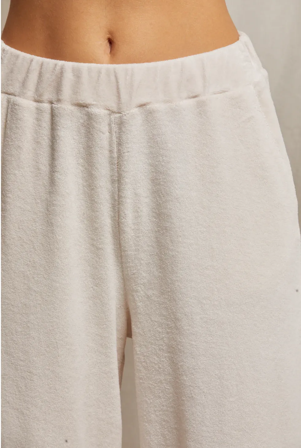 Holly Velour Relaxed Leg Sweatpant